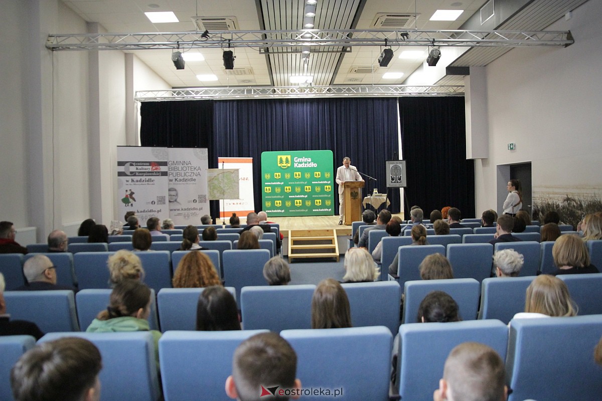 Konferencja Mały Książe w świecie dialektyków i języków dużych i małych” [31.03.2023] - zdjęcie #2 - eOstroleka.pl