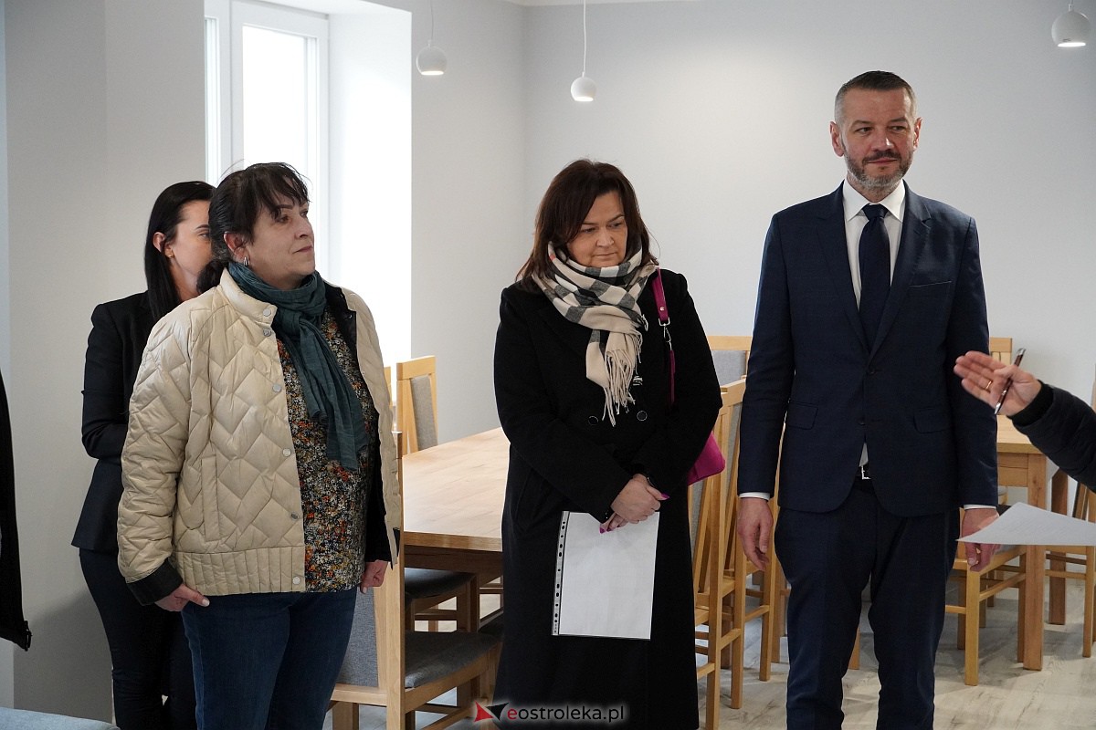 Odbiór budynku Placówki Pieczy Zastępczej Korczakówka [31.03.2023] - zdjęcie #21 - eOstroleka.pl