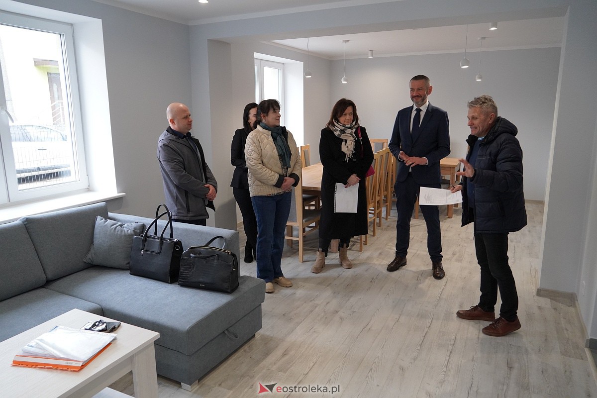 Odbiór budynku Placówki Pieczy Zastępczej Korczakówka [31.03.2023] - zdjęcie #18 - eOstroleka.pl