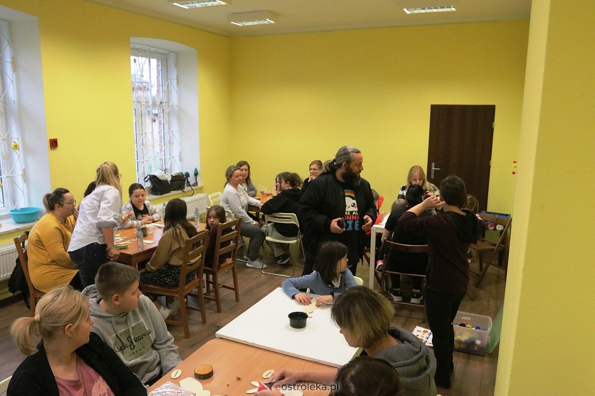 Warsztaty wielkanocne w Kultowni OCK [31.03.2023] - zdjęcie #6 - eOstroleka.pl