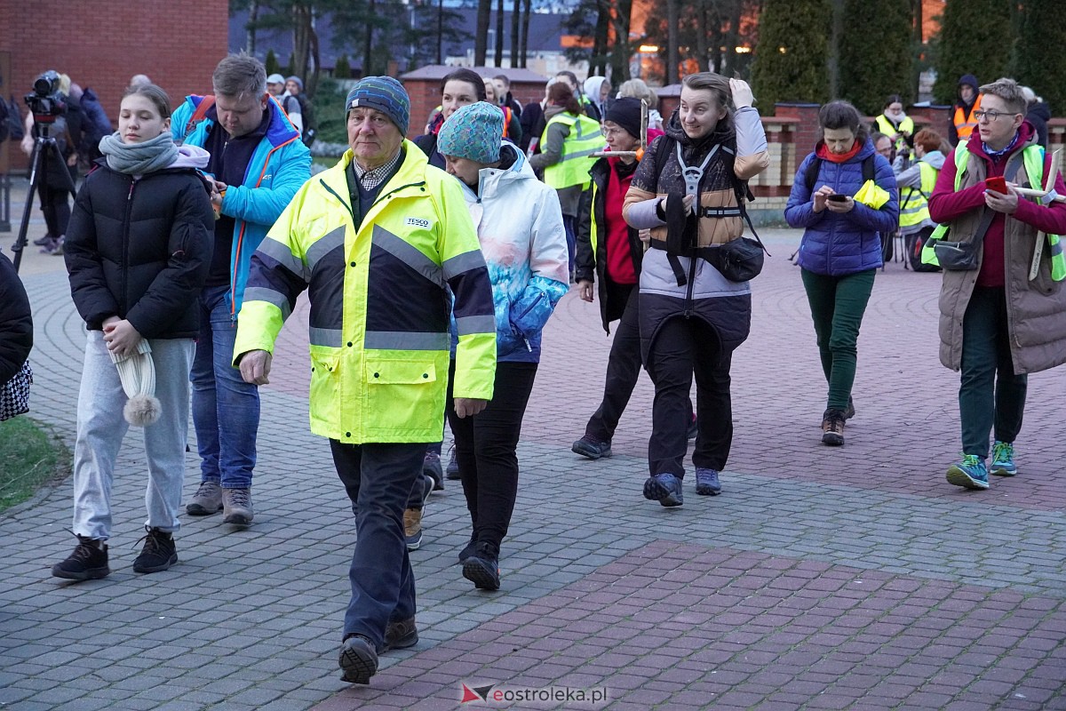 Ekstremalna Droga Krzyżowa [31.03.2023] - zdjęcie #56 - eOstroleka.pl
