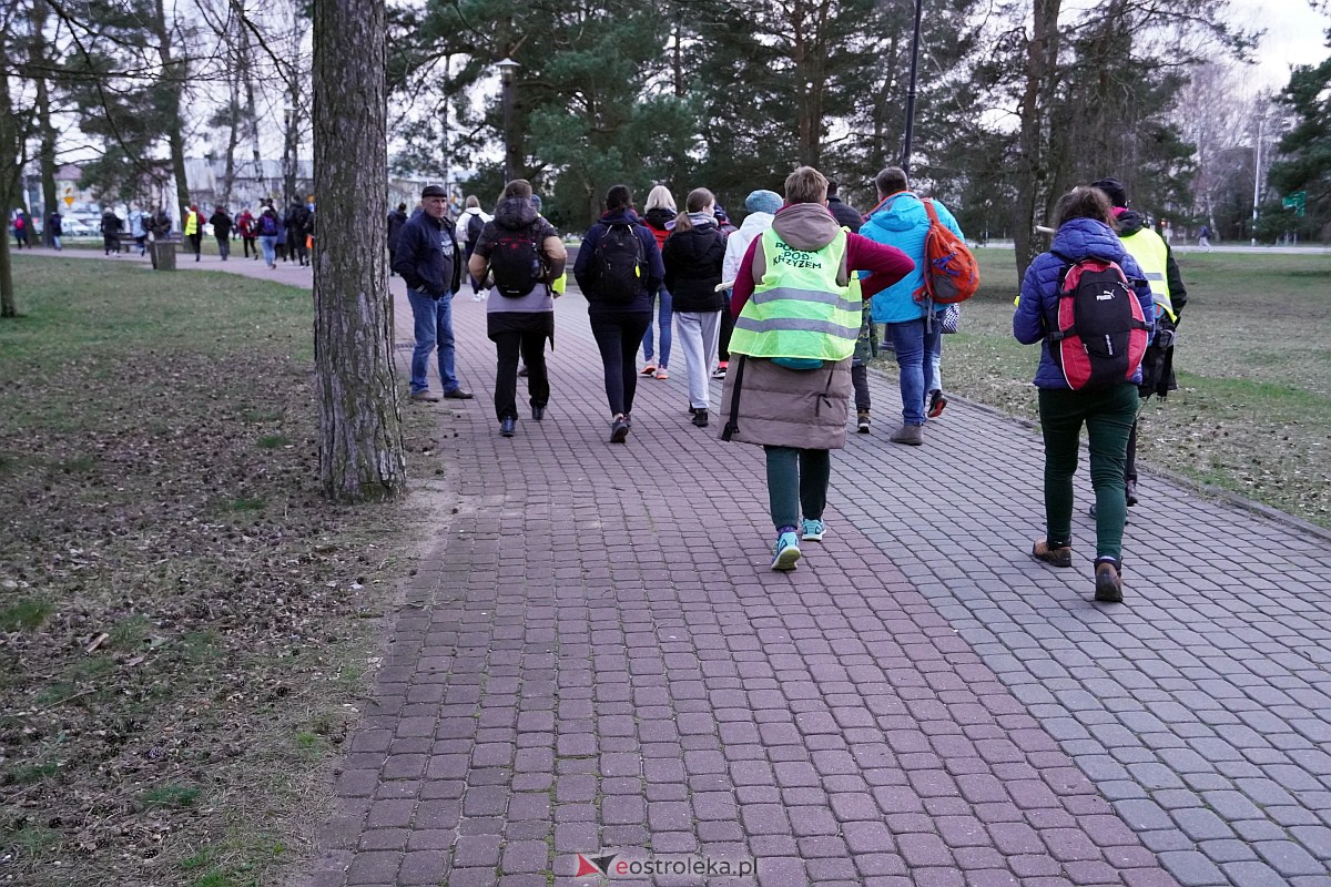 Ekstremalna Droga Krzyżowa [31.03.2023] - zdjęcie #53 - eOstroleka.pl