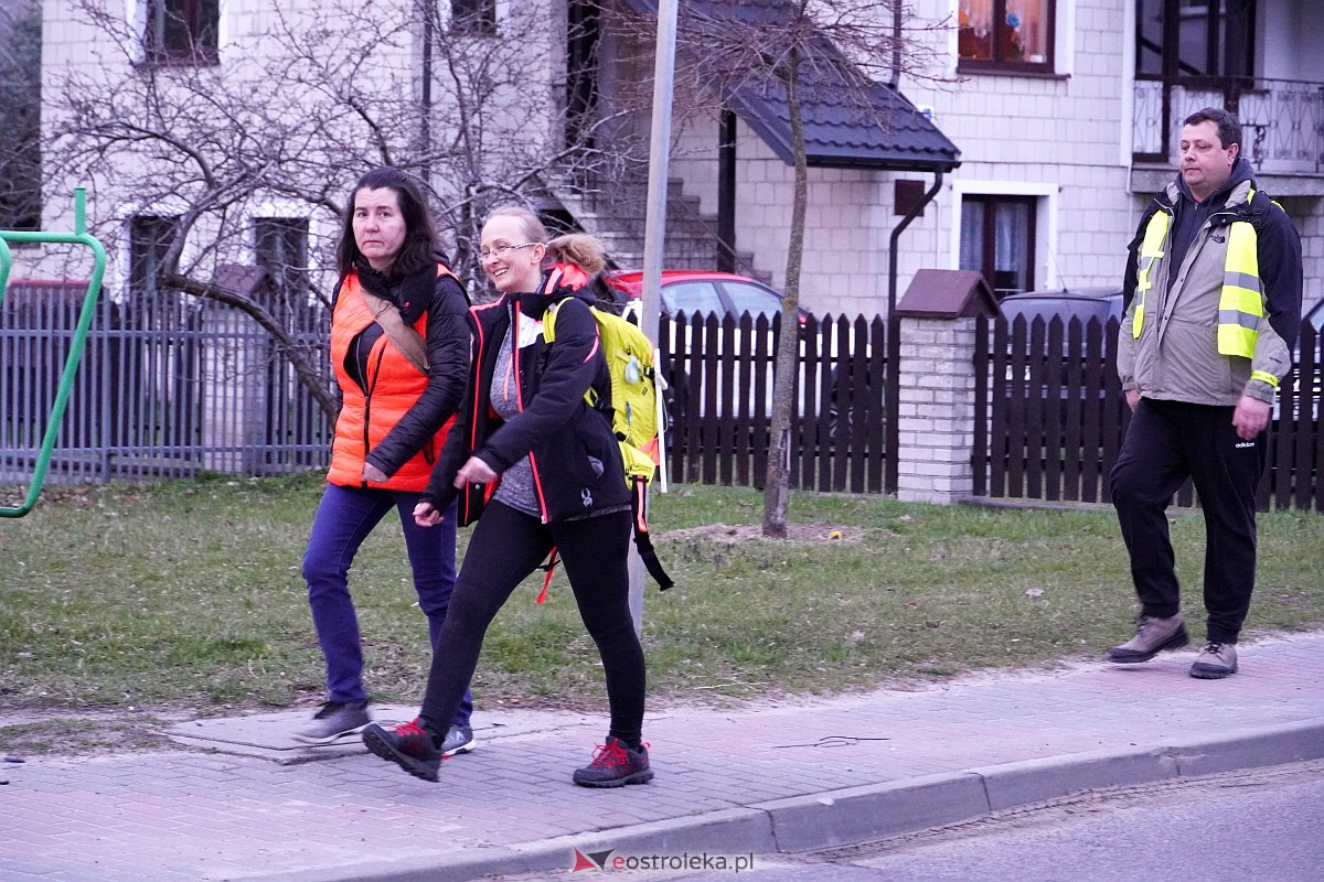 Ekstremalna Droga Krzyżowa [31.03.2023] - zdjęcie #46 - eOstroleka.pl