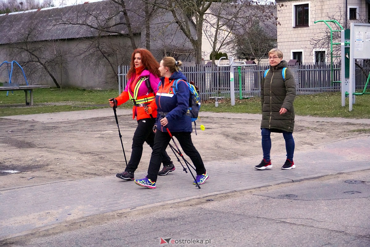 Ekstremalna Droga Krzyżowa [31.03.2023] - zdjęcie #44 - eOstroleka.pl