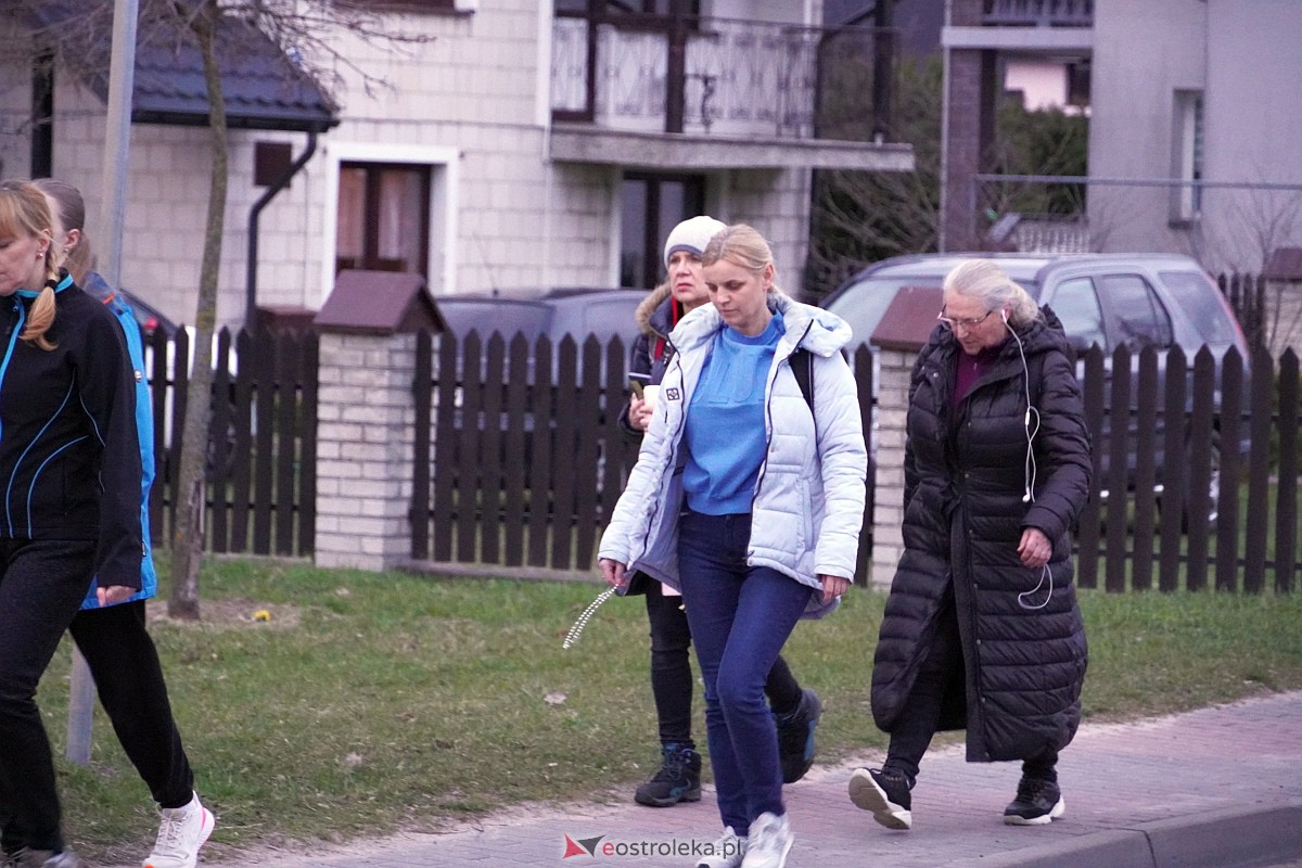 Ekstremalna Droga Krzyżowa [31.03.2023] - zdjęcie #36 - eOstroleka.pl
