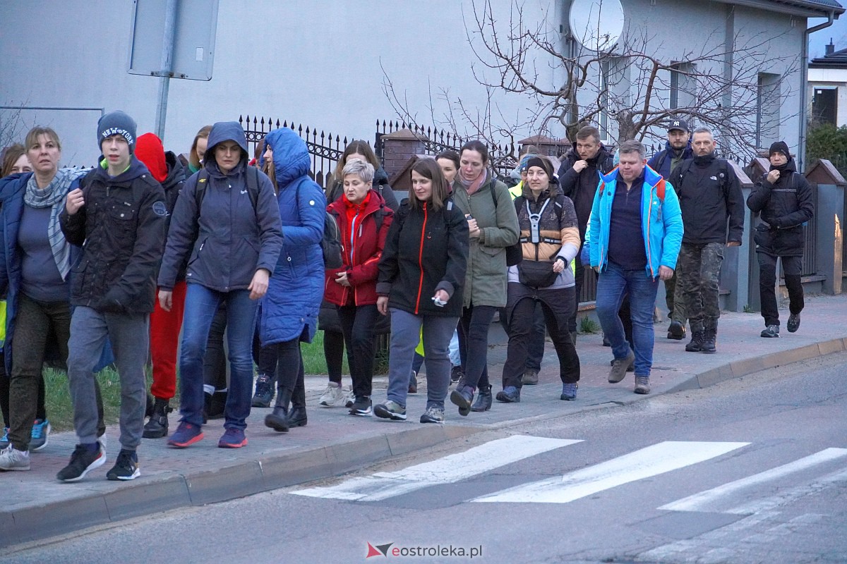 Ekstremalna Droga Krzyżowa [31.03.2023] - zdjęcie #34 - eOstroleka.pl