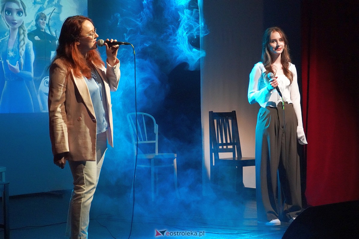 Koncert maturzystek PÓŁ KROKU STĄD... [31.03.2023] - zdjęcie #9 - eOstroleka.pl