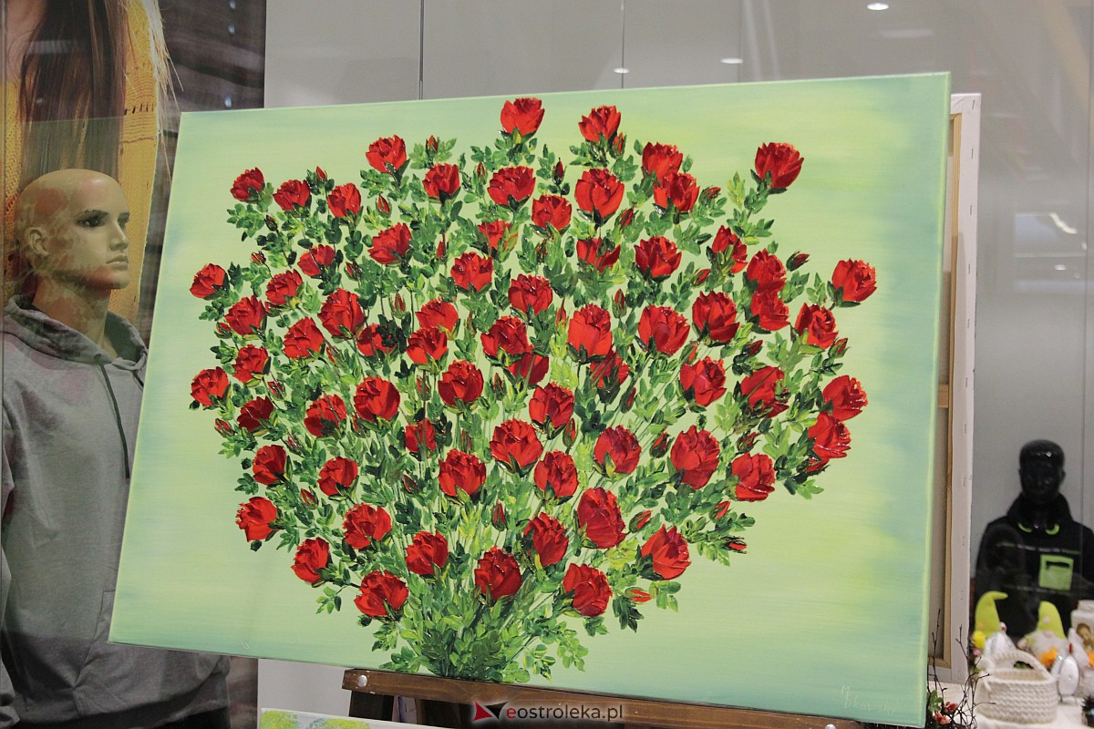 Kiermasz charytatywny w Galerii Bursztynowej [01.04.2023] - zdjęcie #33 - eOstroleka.pl