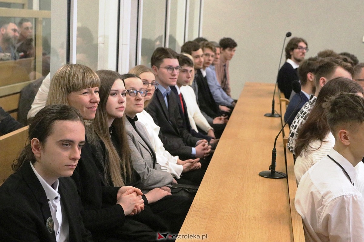 Symulowana rozprawa w Sądzie Okręgowym [01.04.2023] - zdjęcie #2 - eOstroleka.pl