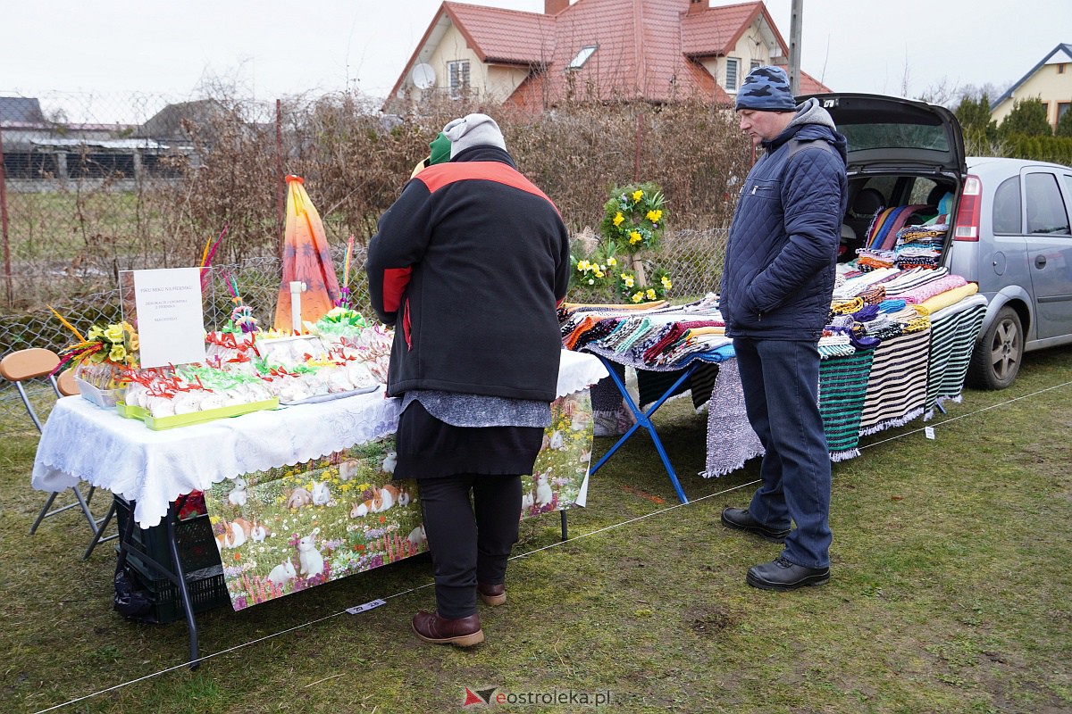 Niedzieli Palmowej w Łysych - kiermasz [02.04.2023] - zdjęcie #130 - eOstroleka.pl