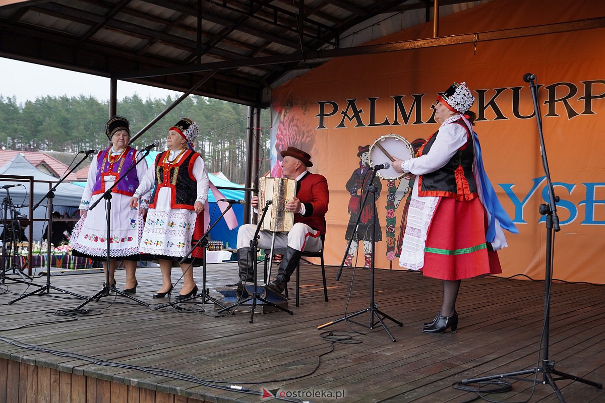Niedzieli Palmowej w Łysych - kiermasz [02.04.2023] - zdjęcie #52 - eOstroleka.pl