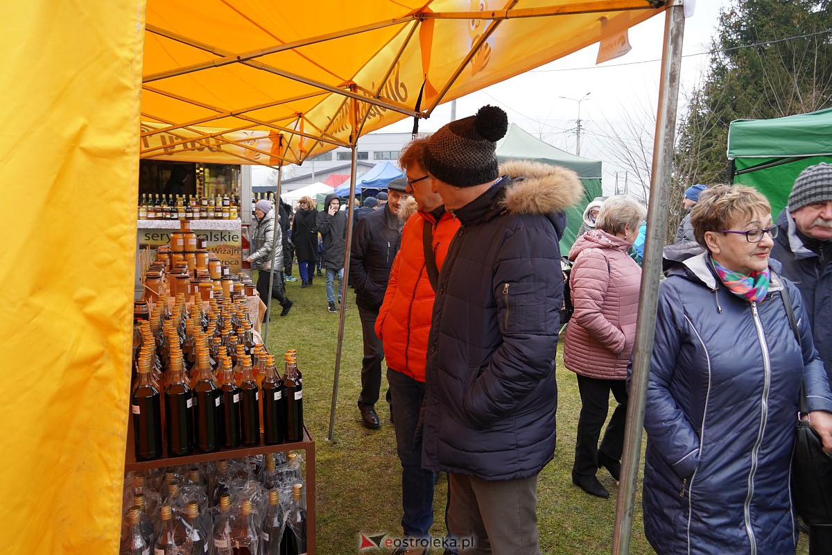 Niedzieli Palmowej w Łysych - kiermasz [02.04.2023] - zdjęcie #26 - eOstroleka.pl