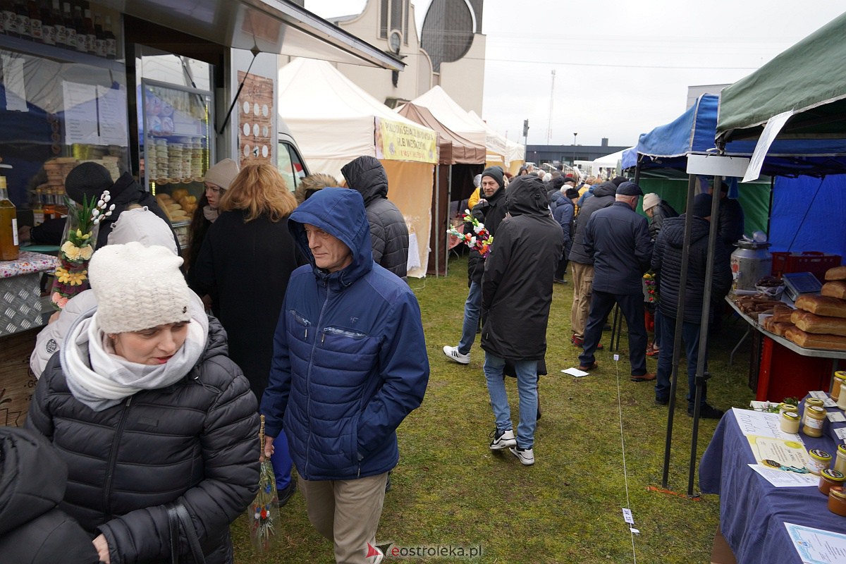 Niedzieli Palmowej w Łysych - kiermasz [02.04.2023] - zdjęcie #20 - eOstroleka.pl