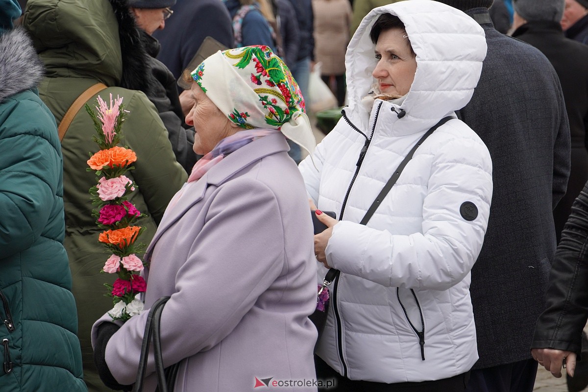 Procesja Niedzieli Palmowej w Łysych [02.04.2023] - zdjęcie #6 - eOstroleka.pl