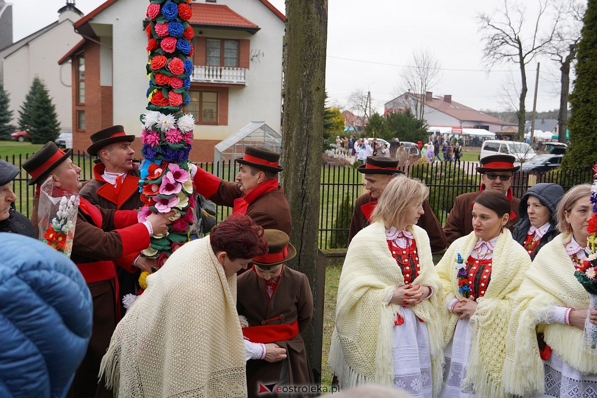 Procesja Niedzieli Palmowej w Łysych [02.04.2023] - zdjęcie #81 - eOstroleka.pl