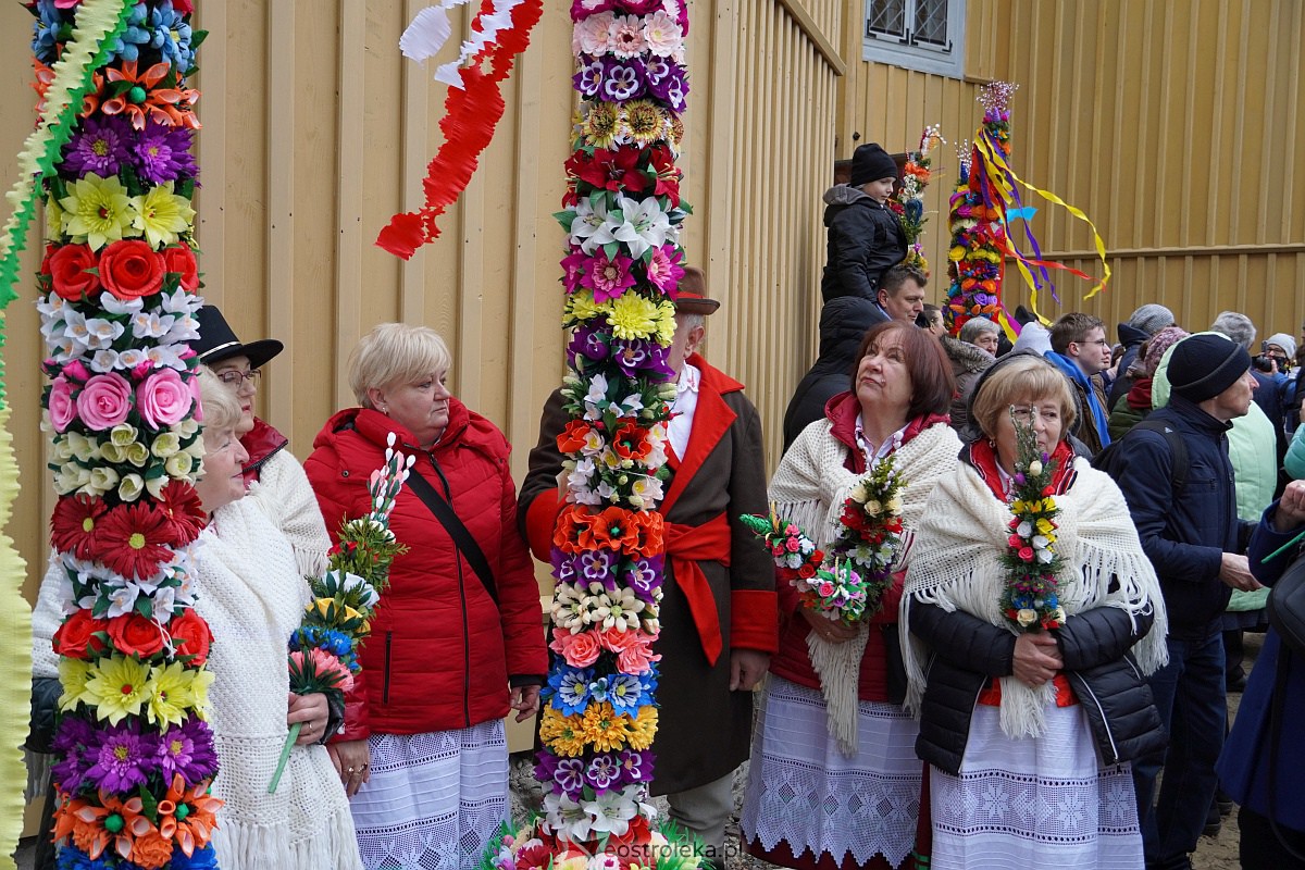 Procesja Niedzieli Palmowej w Łysych [02.04.2023] - zdjęcie #72 - eOstroleka.pl
