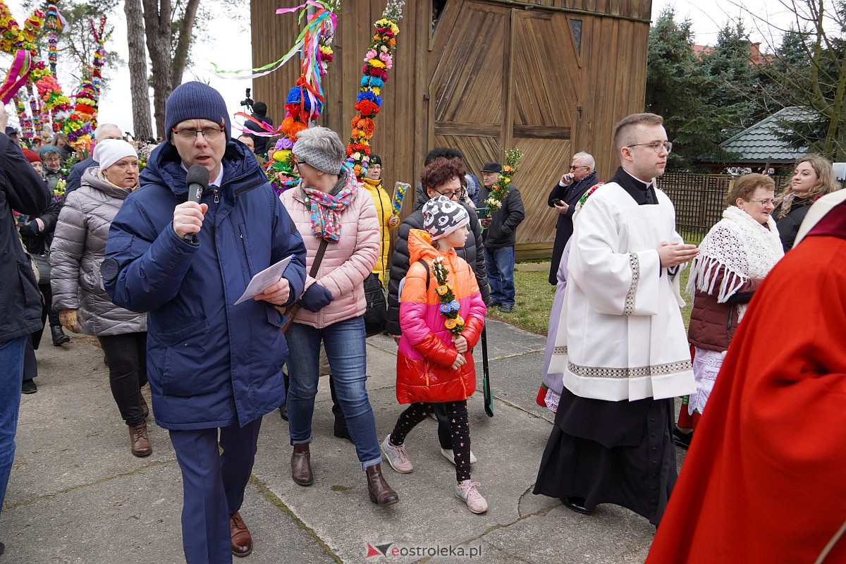Procesja Niedzieli Palmowej w Łysych [02.04.2023] - zdjęcie #214 - eOstroleka.pl