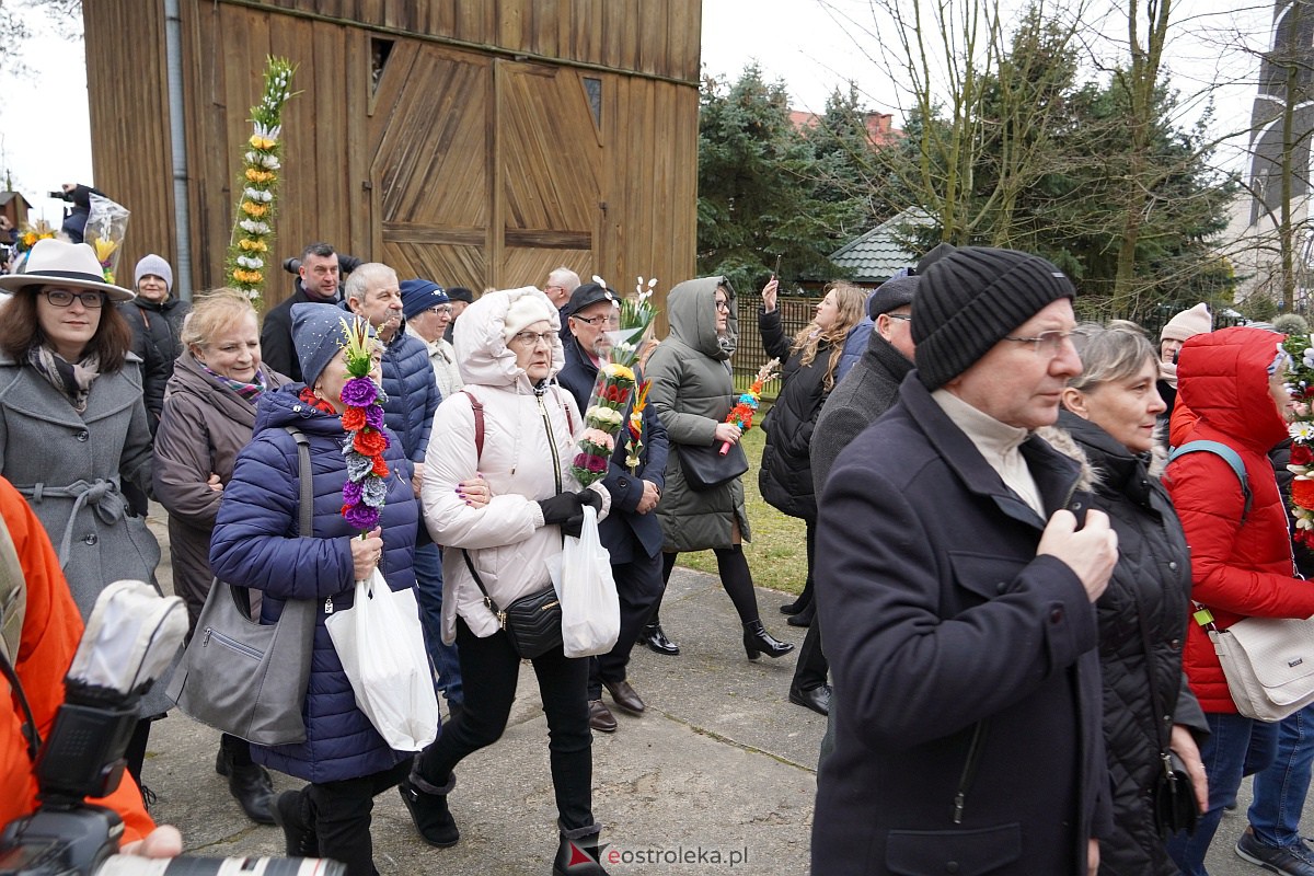 Procesja Niedzieli Palmowej w Łysych [02.04.2023] - zdjęcie #220 - eOstroleka.pl