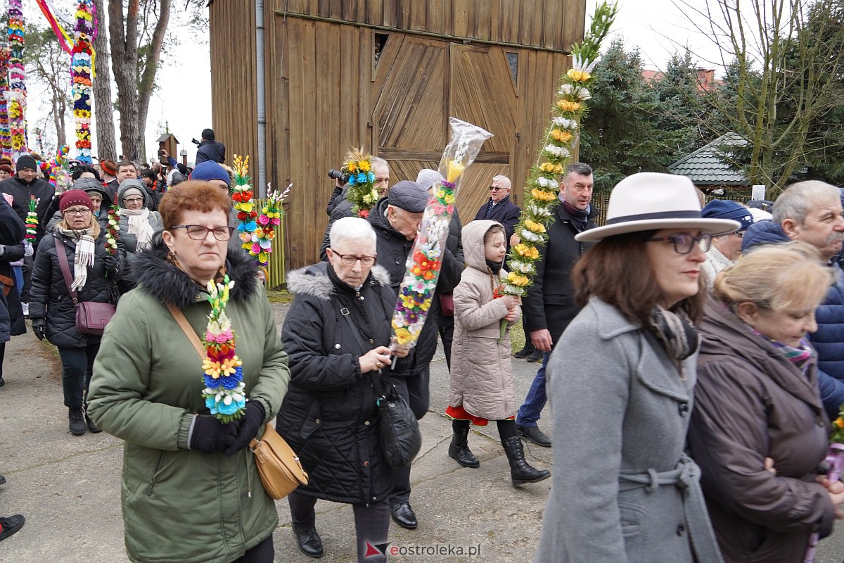 Procesja Niedzieli Palmowej w Łysych [02.04.2023] - zdjęcie #222 - eOstroleka.pl