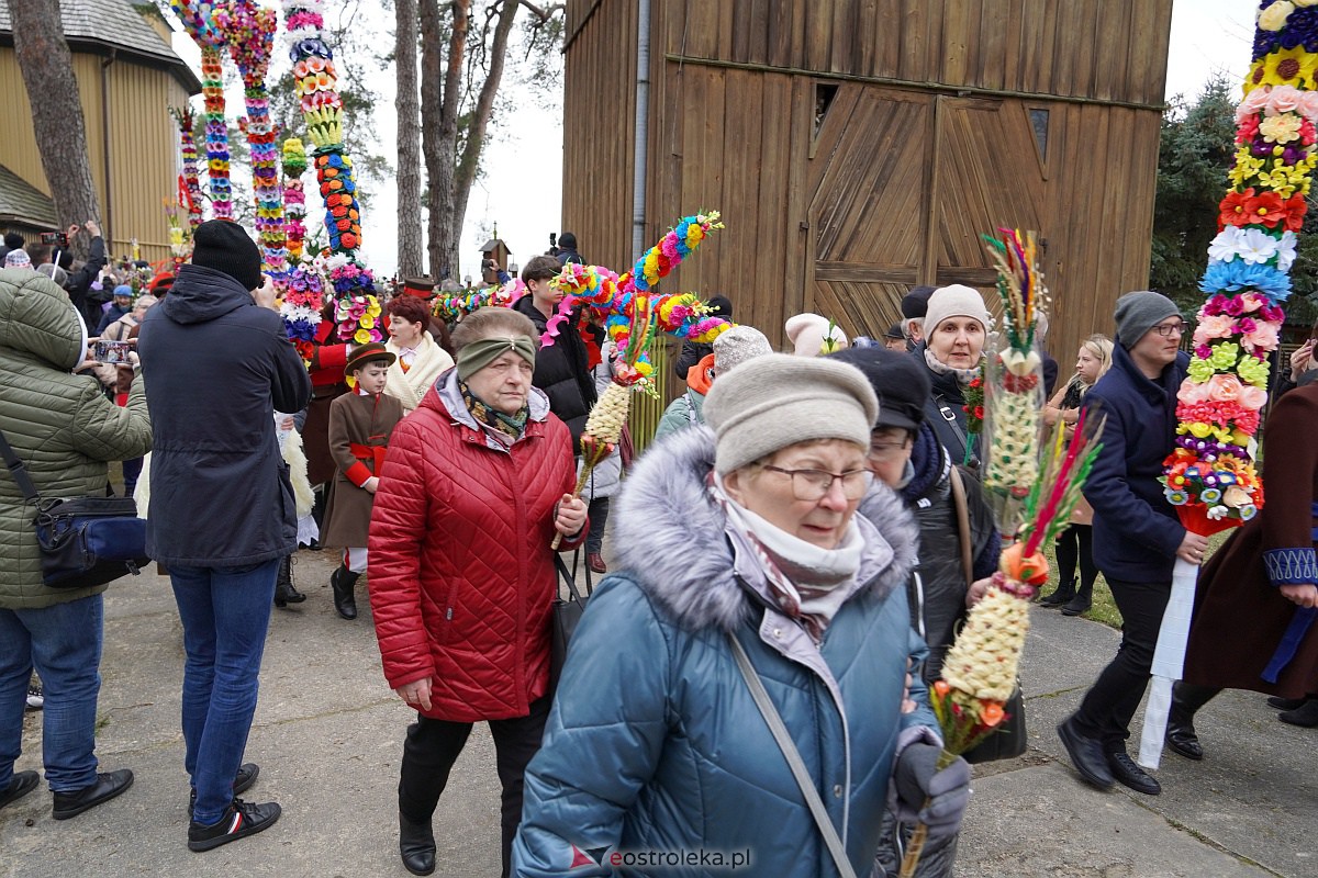 Procesja Niedzieli Palmowej w Łysych [02.04.2023] - zdjęcie #236 - eOstroleka.pl