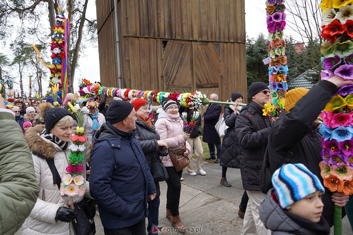 Procesja Niedzieli Palmowej w Łysych [02.04.2023] - zdjęcie #266 - eOstroleka.pl