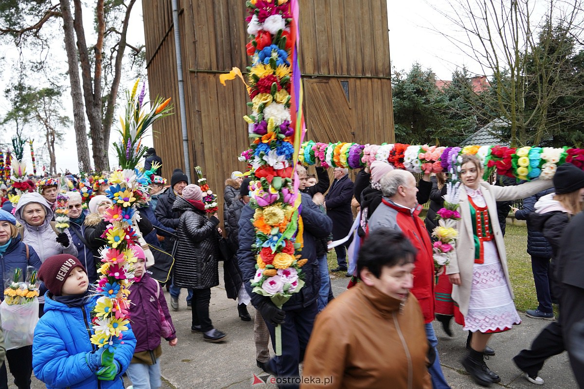 Procesja Niedzieli Palmowej w Łysych [02.04.2023] - zdjęcie #272 - eOstroleka.pl