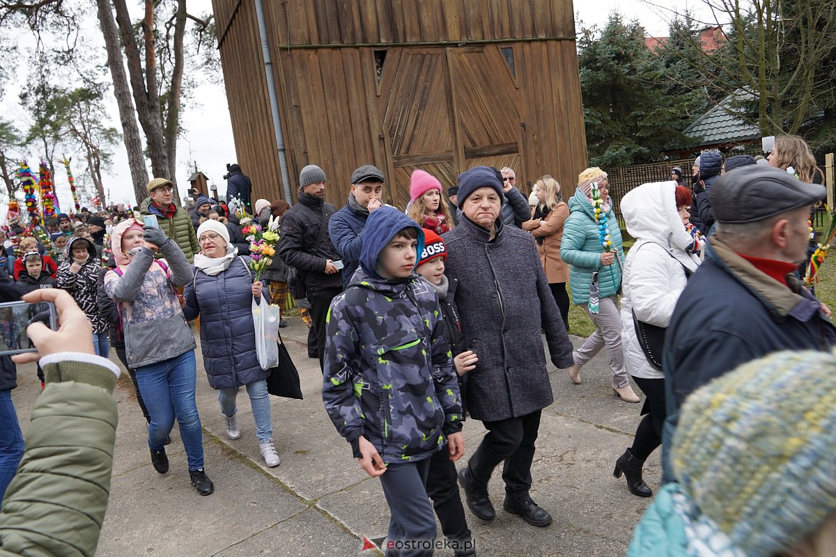 Procesja Niedzieli Palmowej w Łysych [02.04.2023] - zdjęcie #302 - eOstroleka.pl