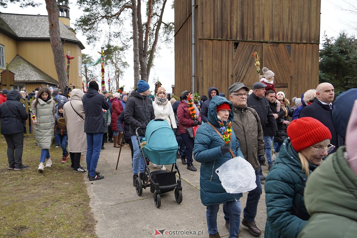 Procesja Niedzieli Palmowej w Łysych [02.04.2023] - zdjęcie #233 - eOstroleka.pl