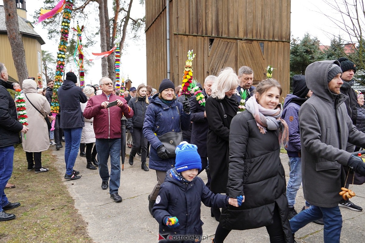 Procesja Niedzieli Palmowej w Łysych [02.04.2023] - zdjęcie #257 - eOstroleka.pl