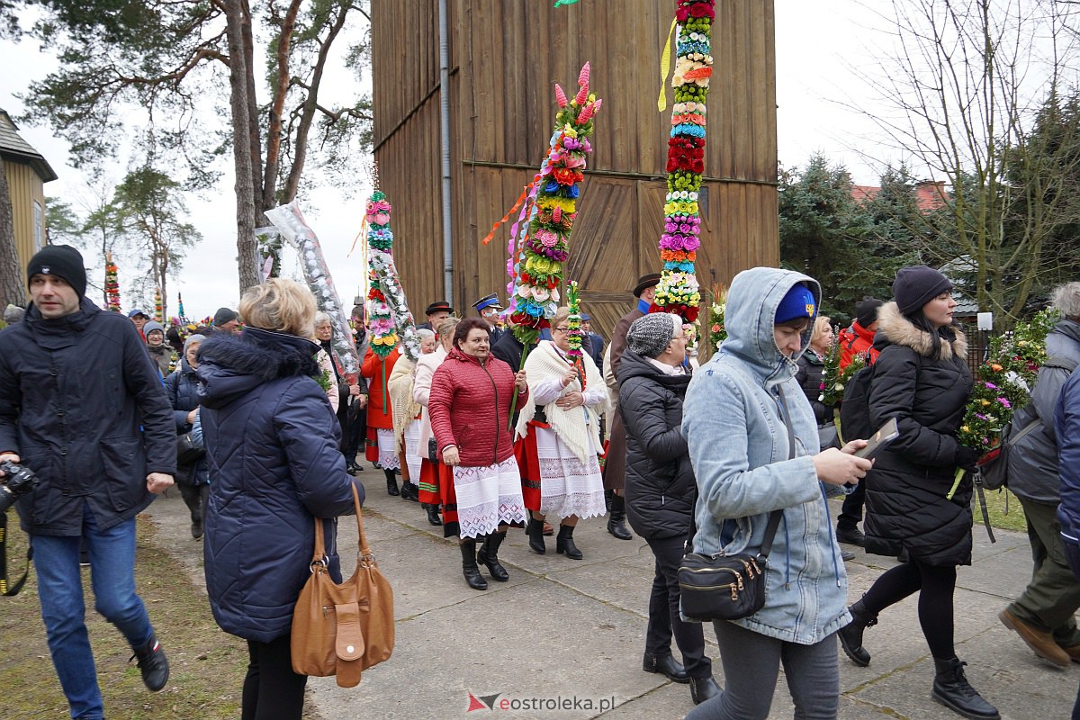 Procesja Niedzieli Palmowej w Łysych [02.04.2023] - zdjęcie #274 - eOstroleka.pl