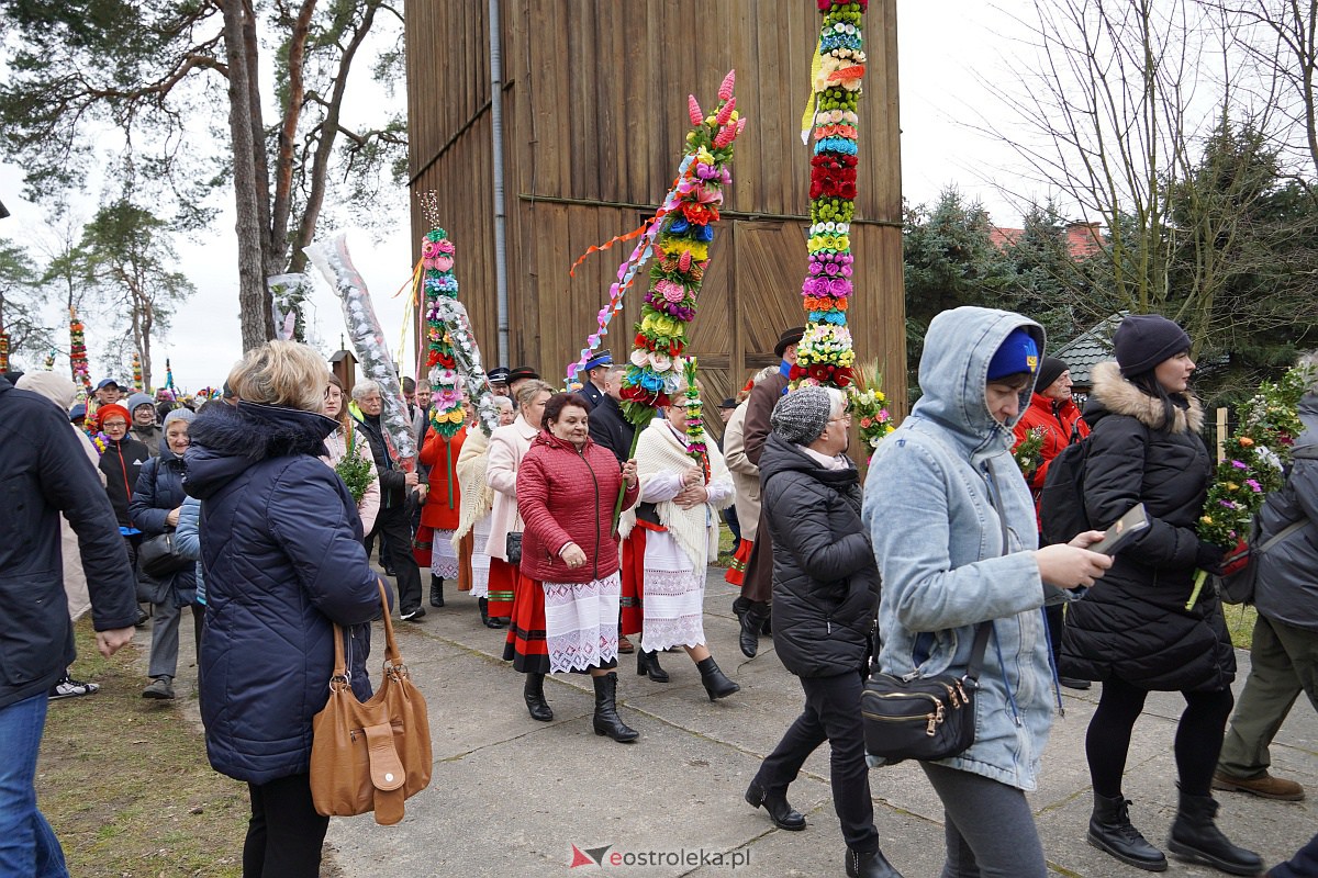 Procesja Niedzieli Palmowej w Łysych [02.04.2023] - zdjęcie #276 - eOstroleka.pl