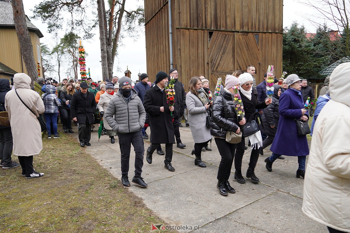 Procesja Niedzieli Palmowej w Łysych [02.04.2023] - zdjęcie #310 - eOstroleka.pl