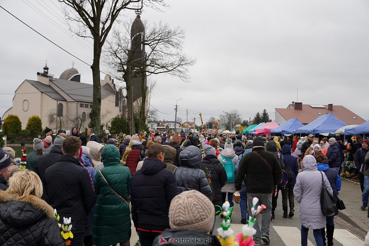 Procesja Niedzieli Palmowej w Łysych [02.04.2023] - zdjęcie #289 - eOstroleka.pl