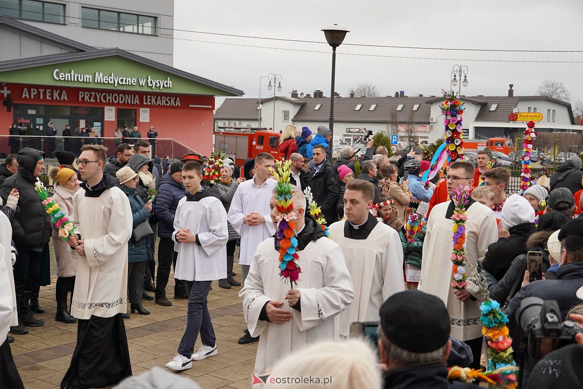 Procesja Niedzieli Palmowej w Łysych [02.04.2023] - zdjęcie #305 - eOstroleka.pl