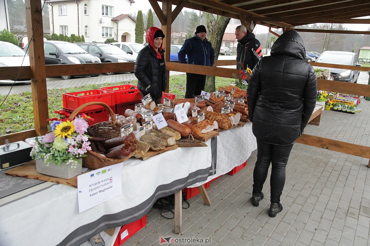 Wielkanocny Jarmark w Czerwinie [02.04.2023] - zdjęcie #60 - eOstroleka.pl