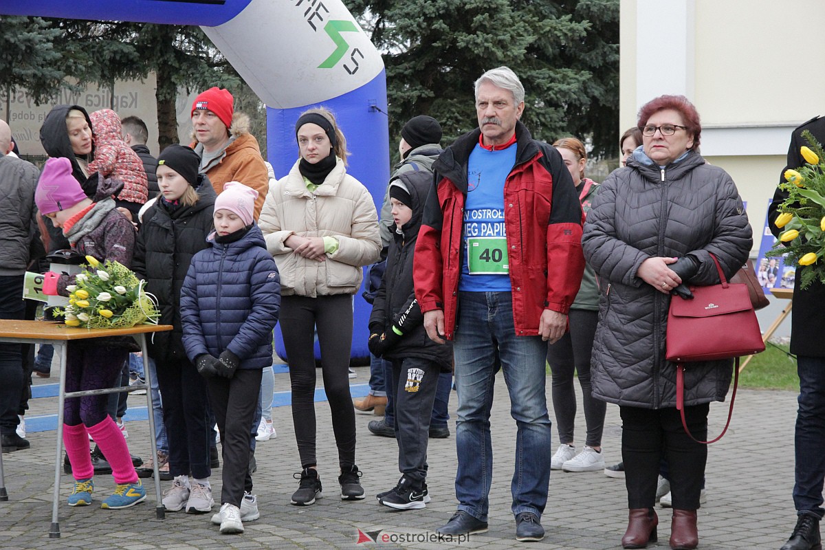 Samorządowcy z Ostrołęki w hołdzie Papieżowi Polakowi [02.04.2023] - zdjęcie #14 - eOstroleka.pl