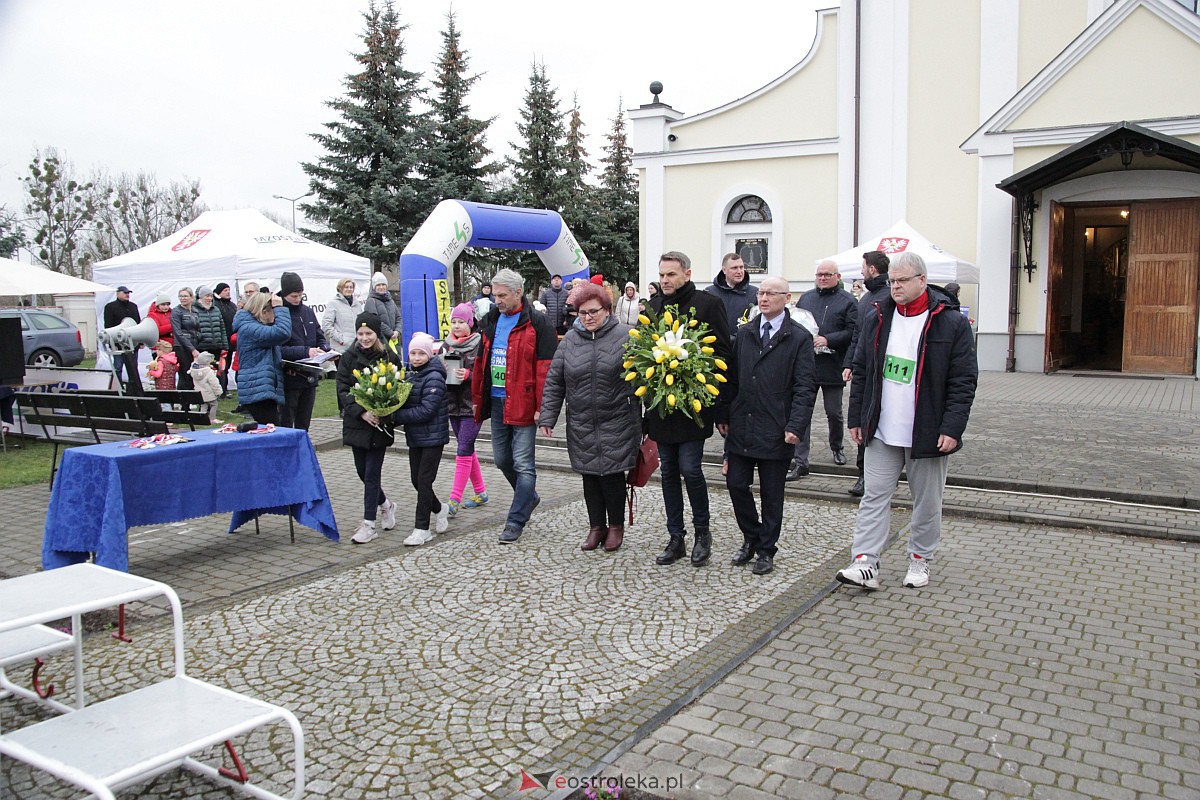Samorządowcy z Ostrołęki w hołdzie Papieżowi Polakowi [02.04.2023] - zdjęcie #7 - eOstroleka.pl