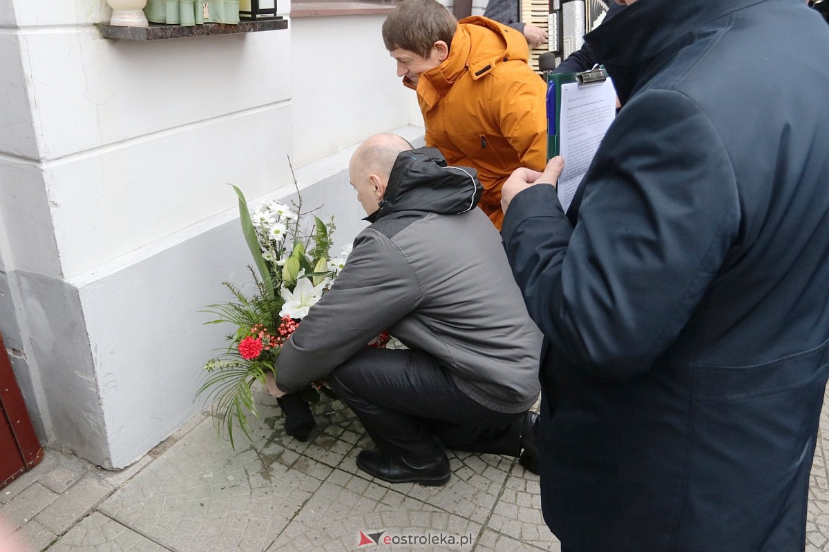 Ostrołęka oddała hołd Janowi Pawłowi II [02.04.2023] - zdjęcie #45 - eOstroleka.pl