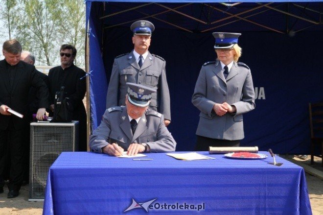 wmurowanie aktu erekcyjnego pod KMP (28.04.2011) - zdjęcie #16 - eOstroleka.pl