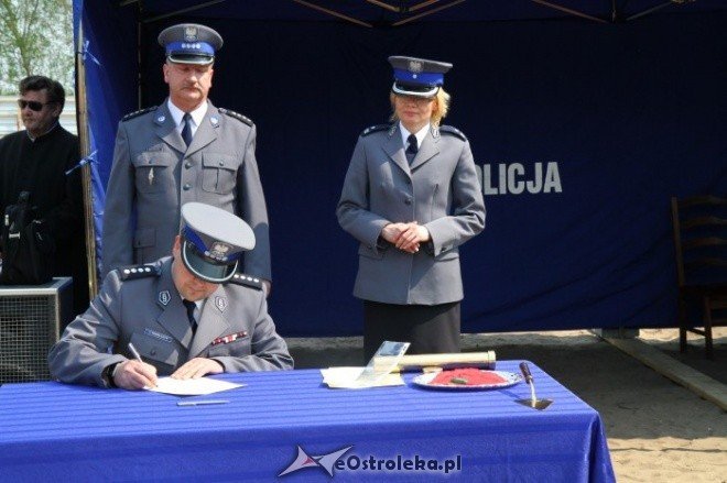 wmurowanie aktu erekcyjnego pod KMP (28.04.2011) - zdjęcie #9 - eOstroleka.pl