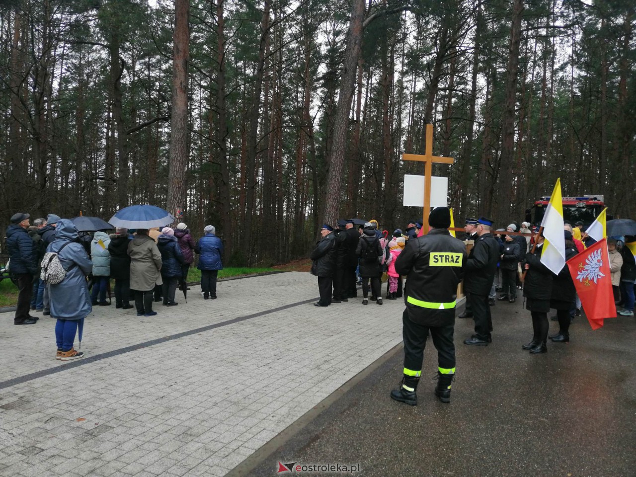 Droga krzyżowa w Kamiance [03.04.2023] - zdjęcie #2 - eOstroleka.pl