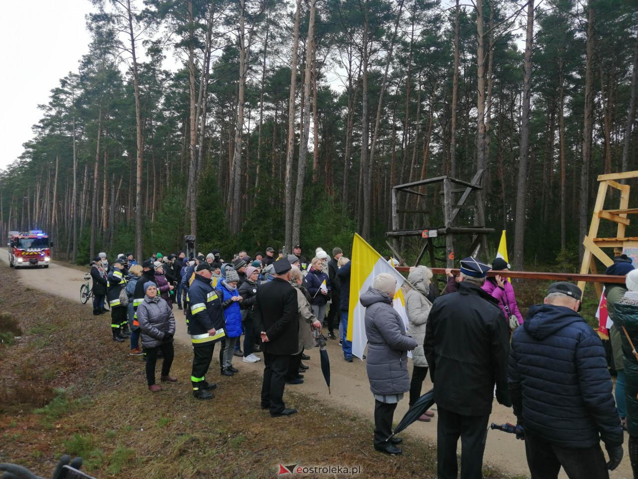 Droga krzyżowa w Kamiance [03.04.2023] - zdjęcie #10 - eOstroleka.pl