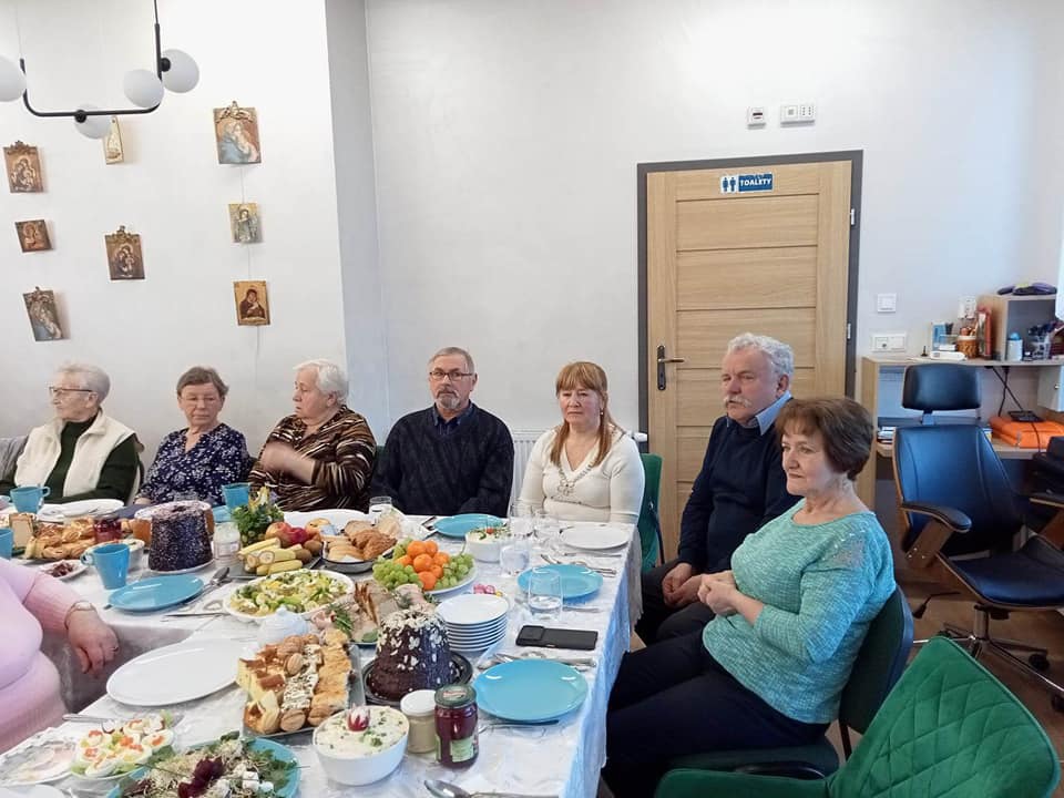 Spotkanie wielkanocne uczestników Dziennego Domu Senior + w Rzekuniu - zdjęcie #1 - eOstroleka.pl