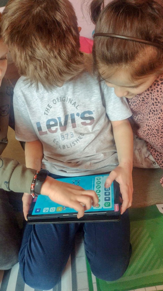 Nauka programowania w SP 10 w Ostrołęce [05.04.2023] - zdjęcie #8 - eOstroleka.pl