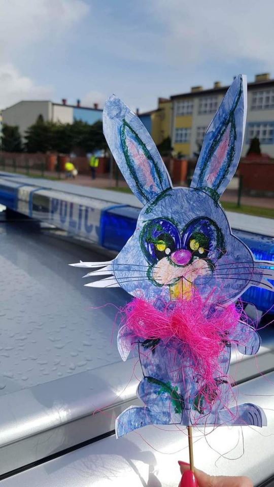 Wspólnie dla bezpieczeństwa. Profilaktyczna akcja “dziesiątki” i policjantów [06.04.02023] - zdjęcie #1 - eOstroleka.pl