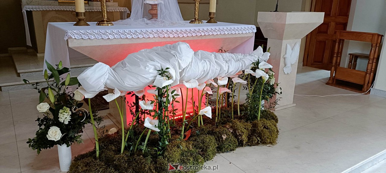 Groby Jezusa w ostrołęckich kościołach [8.04.2023] - zdjęcie #30 - eOstroleka.pl