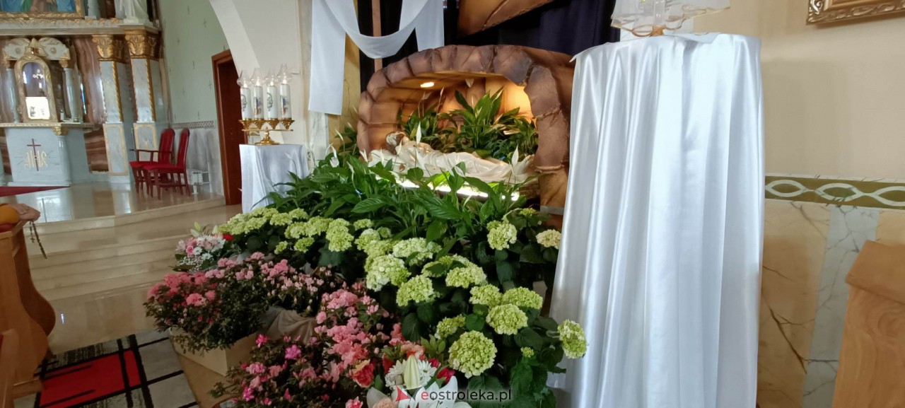 Groby Jezusa w ostrołęckich kościołach [8.04.2023] - zdjęcie #33 - eOstroleka.pl
