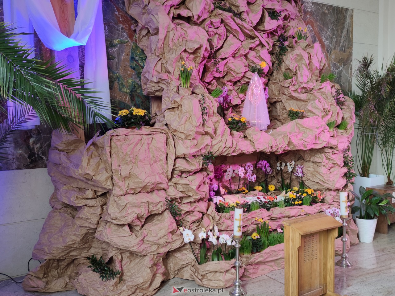 Groby Jezusa w ostrołęckich kościołach [8.04.2023] - zdjęcie #20 - eOstroleka.pl