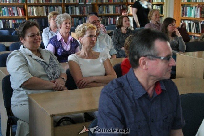 Wieczór w Arce: Dla Ciebie Ojcze...(28.04.2011) - zdjęcie #22 - eOstroleka.pl