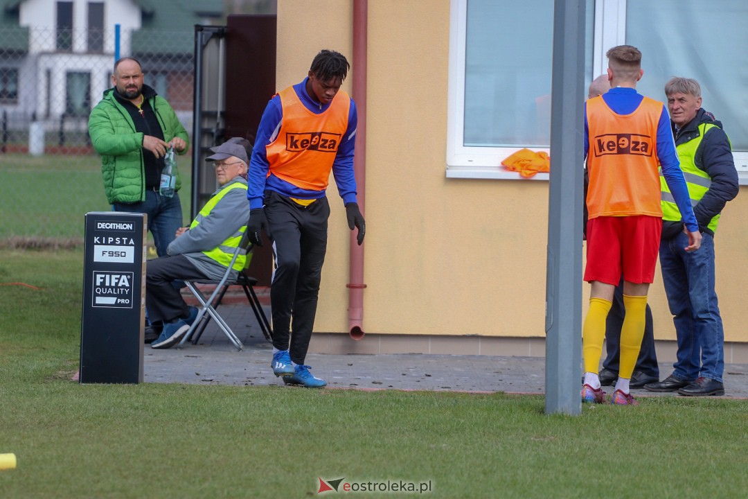 KS CK Troszyn - Mszczonowianka [8.04.2023] - zdjęcie #10 - eOstroleka.pl